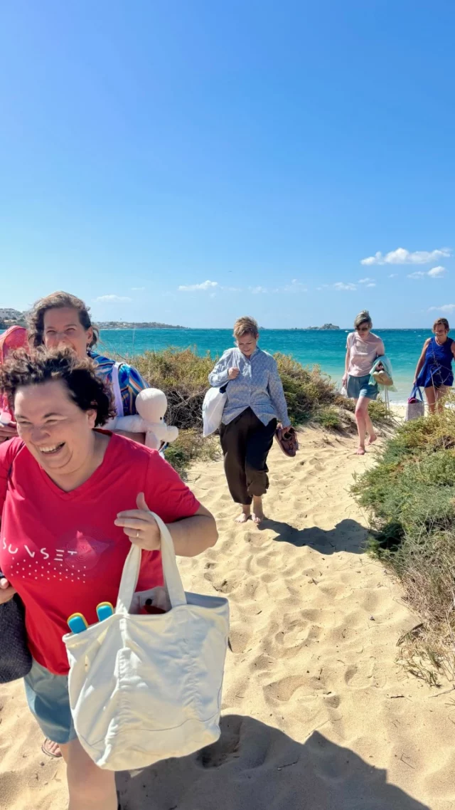 Soulcare for caregivers

Because givers are often not so giving to themselves 

So let’s play!

Curious for the new season? 
Send me a dm and I send you the schedule for 2027
So you don’t have to wait for the website to be updated✨

#iousía #retreats #soulcareforcaregivers #creativetherapy #zelfzorg